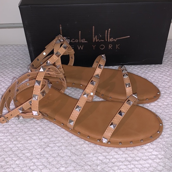 Nicole Miller Tanny Tan Sandals - Picture 11 of 12